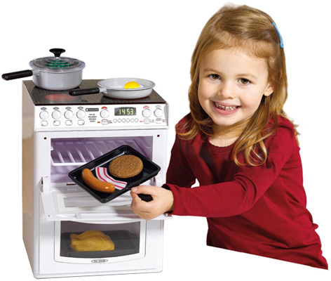 casdon-toys-hotpoint-electronic-cooker.jpg